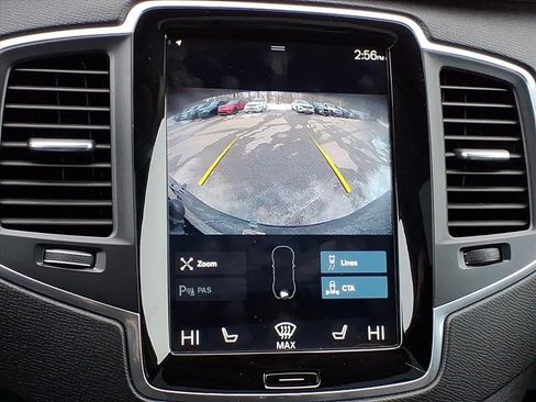 Used 2020 Volvo XC90 T6 Momentum w/ Protection Package Premier image 23
