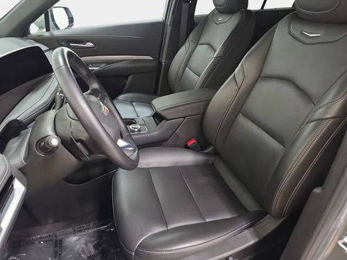 Certified 2025 Cadillac XT4 Premium Luxury image 12