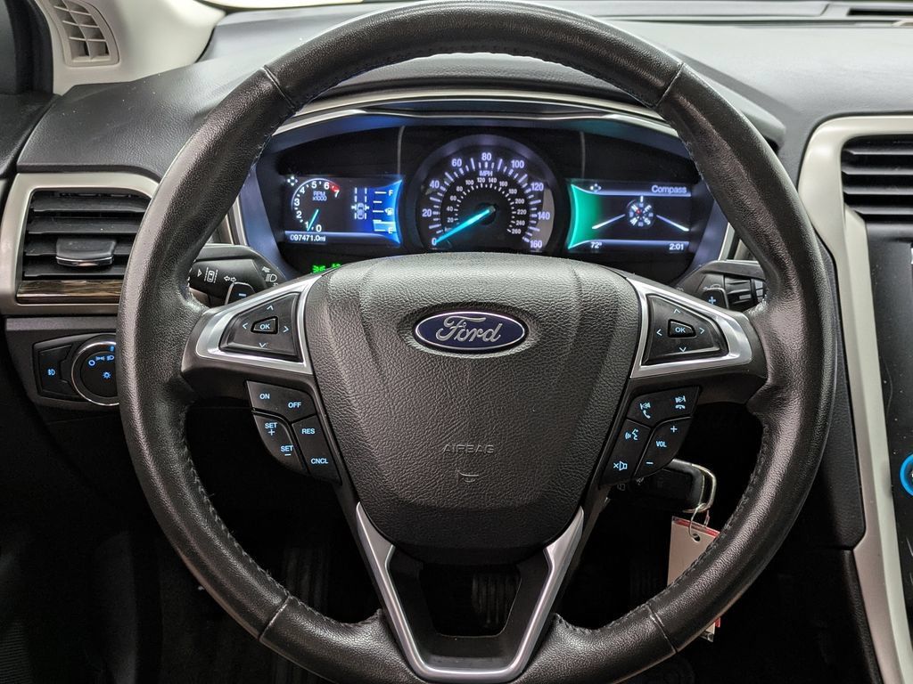 Used 2015 Ford Fusion SE w/ Equipment Group 202A AWD/4WD image 31