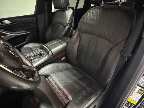 Used 2020 BMW X7 M50i w/ Dynamic Handling Package AWD/4WD image 14