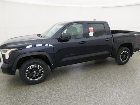 New 2026 Toyota Tundra SR5 AWD/4WD image 32