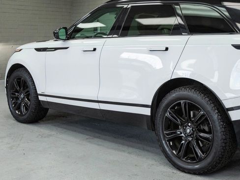 Used 2020 Land Rover Range Rover Velar R-Dynamic S image 41
