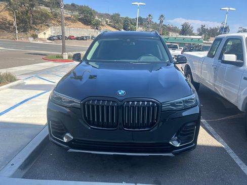 Used 2020 BMW X7 xDrive40i w/ Cold Weather Package AWD/4WD image 2