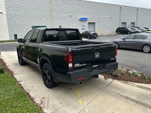 Used 2023 Honda Ridgeline Black Edition image 6