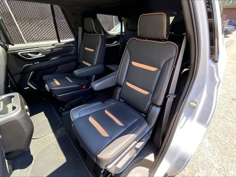 Used 2021 GMC Yukon AT4 w/ Rear Media and Nav Package AWD/4WD image 25