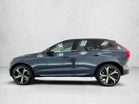 Used 2025 Volvo XC60 B5 Ultra AWD/4WD image 9