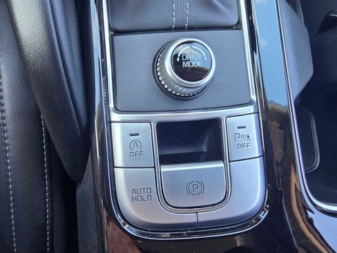 Used 2021 Kia Telluride LX image 12