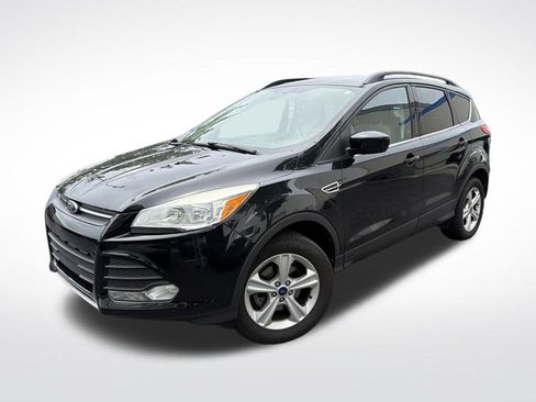 Used 2014 Ford Escape SE w/ Equipment Group 201A FWD image 3