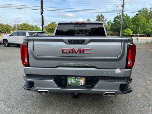 Used 2023 GMC Sierra 1500 Denali w/ Denali Reserve Package AWD/4WD image 5