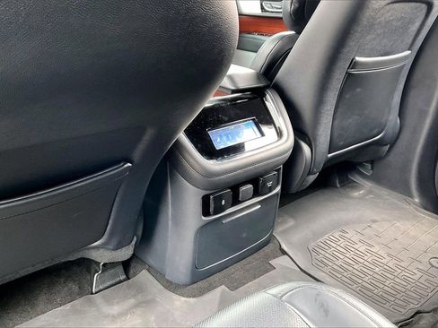 Used 2023 Lincoln Navigator Reserve image 32