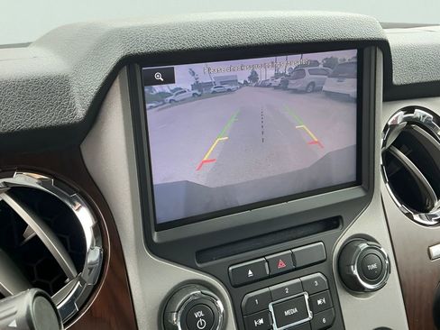 Used 2014 Ford F250 Lariat w/ Chrome Package RWD image 37