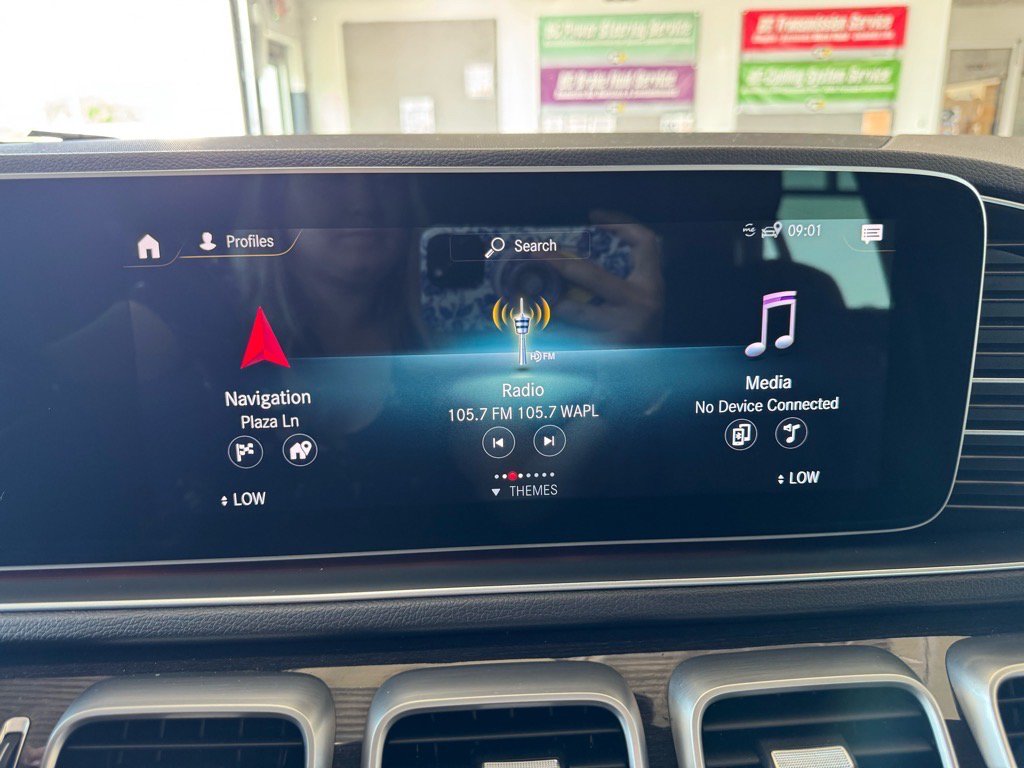 Used 2021 Mercedes-Benz GLE 350 4MATIC image 27