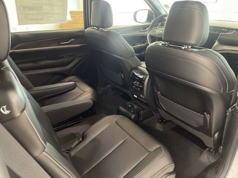 New 2025 Jeep Grand Cherokee L Limited w/ Black Appearance Package image 35