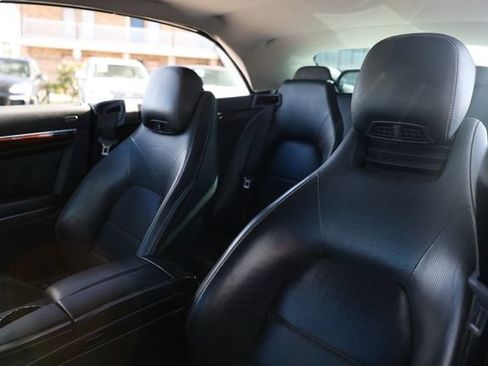 Used 2011 Mercedes-Benz E 550 Cabriolet w/ Premium 2 Pkg image 9