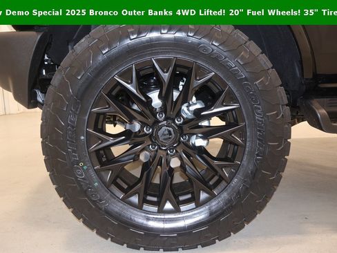 New 2025 Ford Bronco Outer Banks image 35