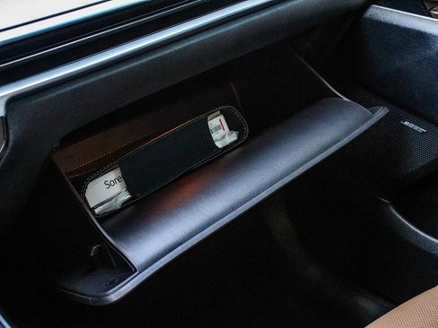 Used 2024 Kia Sorento SX Prestige w/ Olive Brown Leather Package image 19