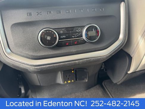 Certified 2025 Ford Expedition Platinum AWD/4WD image 24