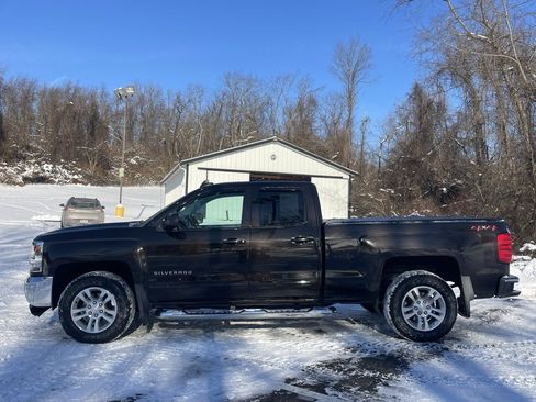 Certified 2018 Chevrolet Silverado 1500 LT w/ All Star Edition image 6