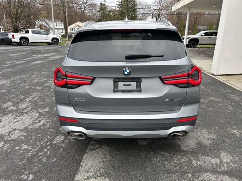Used 2024 BMW X3 xDrive30i w/ Premium Package image 4