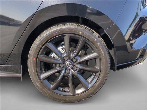New 2026 MAZDA MAZDA3 Hatchback w/Premium Plus Pkg AWD/4WD image 10
