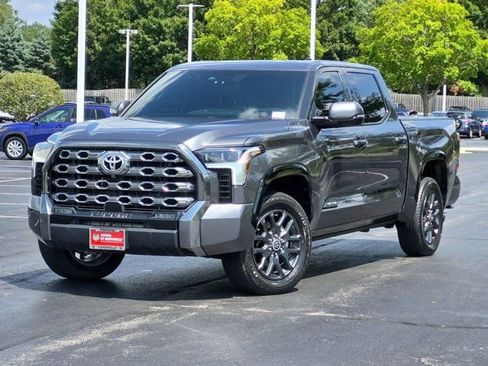 Used 2023 Toyota Tundra Platinum AWD/4WD image 2