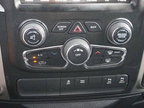 Used 2016 RAM 1500 Big Horn image 34