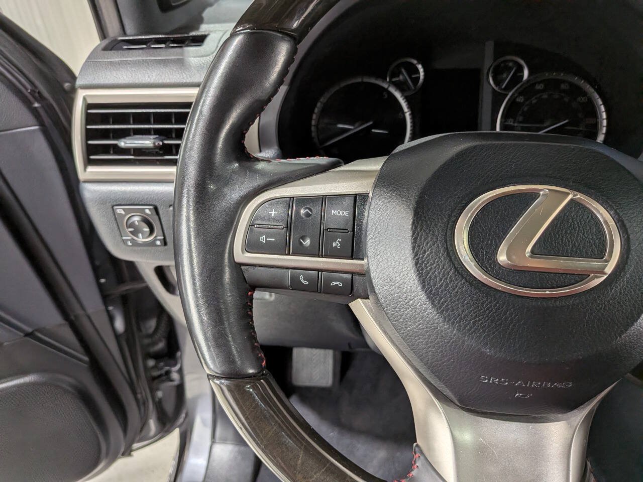 Used 2021 Lexus GX 460 Premium w/ Premium Package AWD/4WD image 35