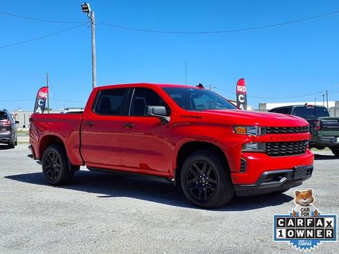Used 2022 Chevrolet Silverado 1500 Custom w/ LPO, Blackout Package RWD image 23