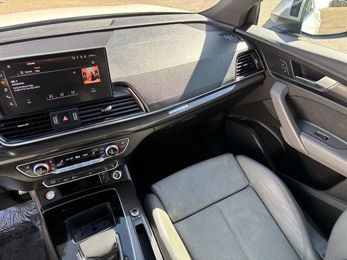 Used 2022 Audi SQ5 Premium image 25
