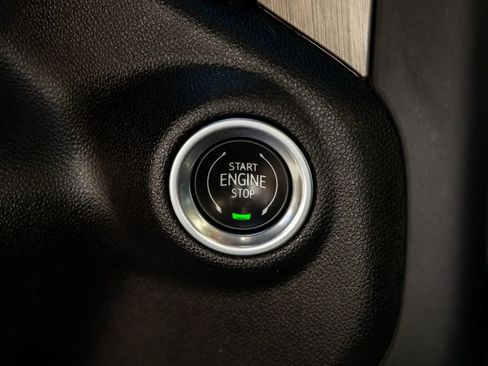 Used 2021 GMC Sierra 2500 Denali w/ Denali Ultimate Package image 23