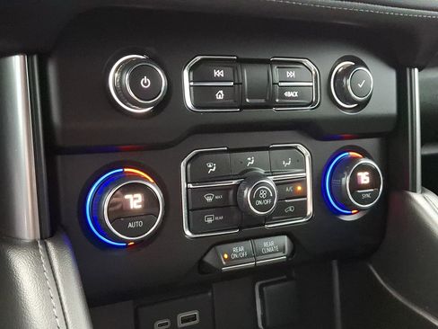 Used 2023 Chevrolet Tahoe LS image 16