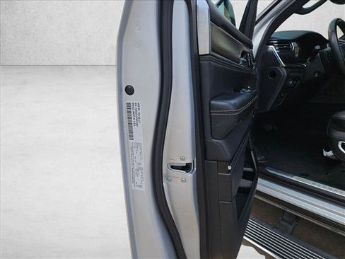 Used 2023 Jeep Grand Wagoneer 4WD image 27