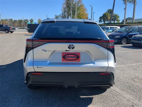Used 2025 Toyota bZ4X AWD image 5