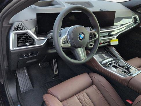 New 2026 BMW X6 xDrive40i image 3