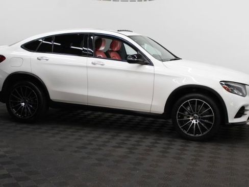 Used 2018 Mercedes-Benz GLC 300 4MATIC w/ AMG Line image 3