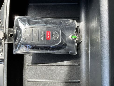 Used 2022 Toyota Tundra SR5 image 35