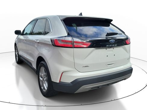 Used 2024 Ford Edge SEL AWD/4WD image 4