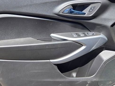 New 2026 Chevrolet Trax LS w/ LS Convenience Package image 14