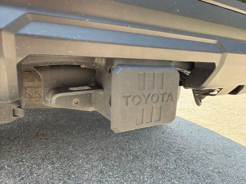 Used 2025 Toyota 4Runner SR5 AWD/4WD image 16
