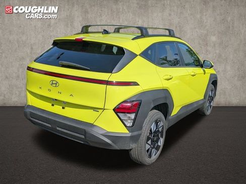 Certified 2025 Hyundai Kona SEL AWD/4WD image 7