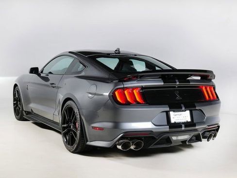 Used 2022 Ford Mustang Shelby GT500 w/ Technology Package image 11