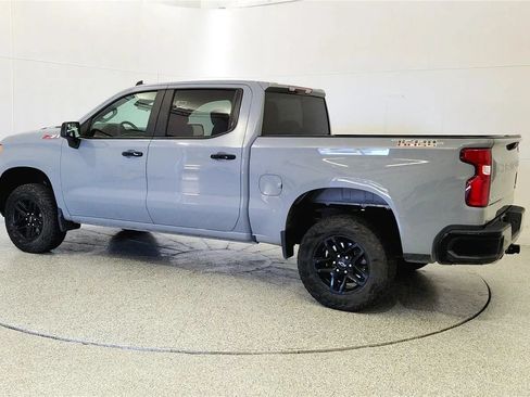 Used 2024 Chevrolet Silverado 1500 LT Trail Boss AWD/4WD image 6