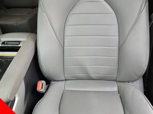 Used 2021 Toyota Highlander XLE image 14