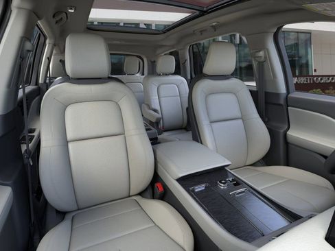 New 2026 Lincoln Aviator Reserve RWD image 10
