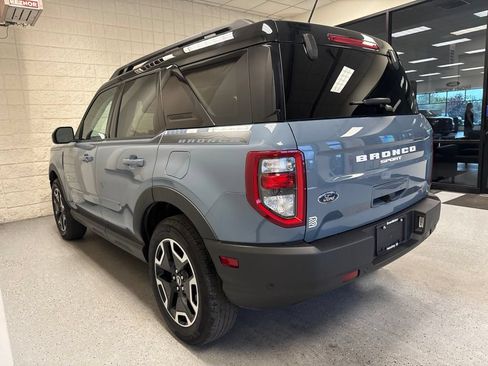 Used 2024 Ford Bronco Sport Outer Banks w/ Tech Package AWD/4WD image 3