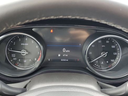 Used 2021 Buick Encore GX Preferred image 23