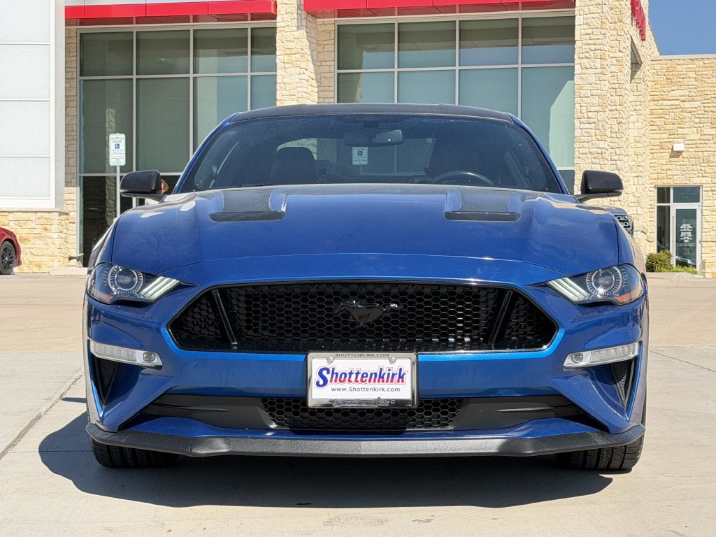 Used 2018 Ford Mustang GT Premium w/ GT Performance Package RWD image 7