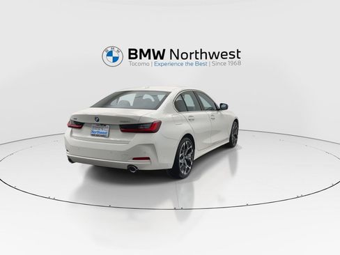 Used 2026 BMW 330i xDrive Sedan w/ Convenience Package AWD/4WD image 3