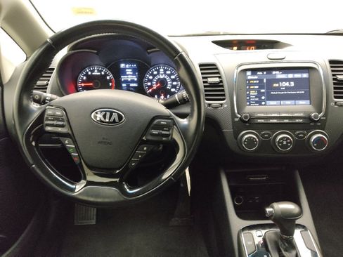 Used 2018 Kia Forte S image 22