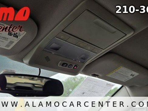 Used 2013 Chevrolet Captiva Sport LT image 40